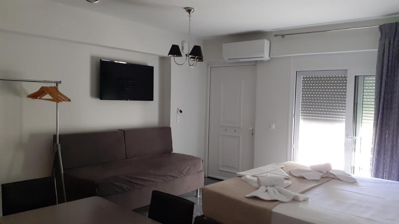 Giannis Lägenhet Galatás Exteriör bild